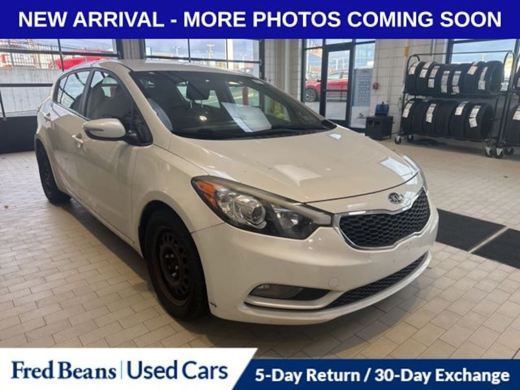 Used 2016 Kia Forte5 LX Hatchback