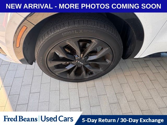 2023 Kia Sorento SX Prestige photo 4