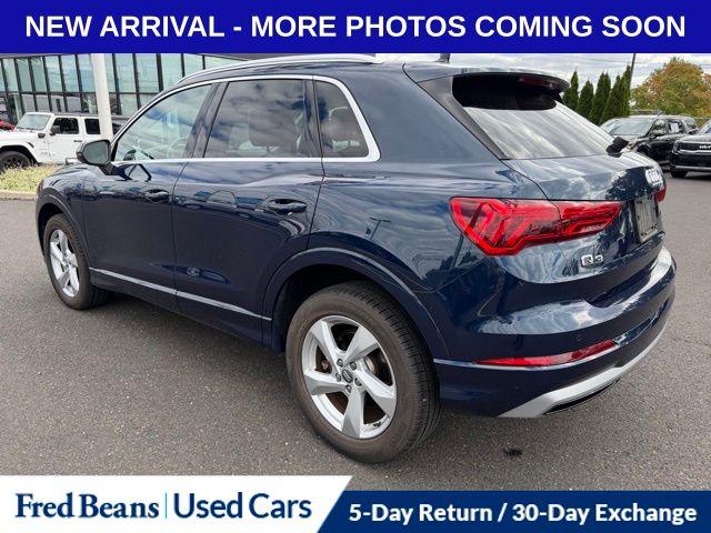 2020 Audi Q3 Premium photo 3