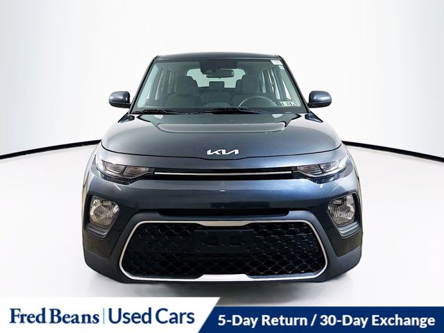 2022 Kia Soul LX photo 2