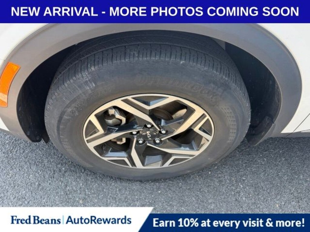 Used 2023 Kia Sportage LX SUV