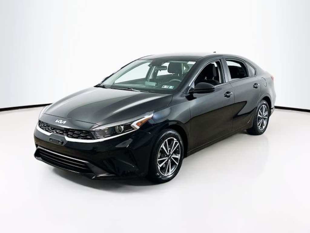 Used 2023 Kia Forte LXS Sedan