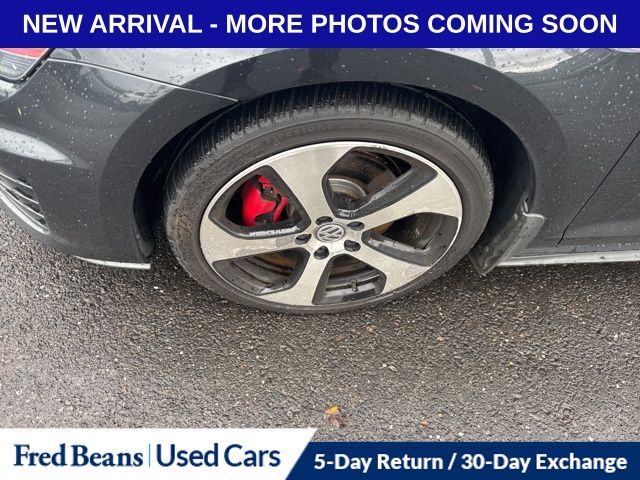 2015 Volkswagen Golf GTI S photo 4