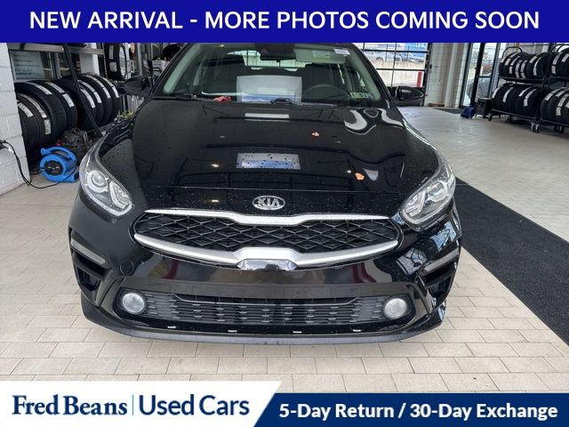 2019 Kia Forte LXS photo 2