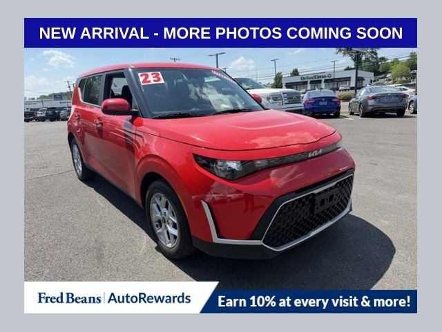 2023 Kia Soul 2.0L LX IVT's photo