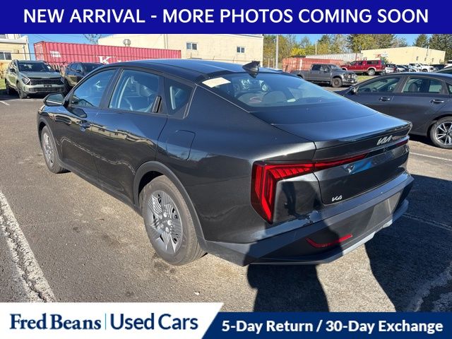 2025 Kia K4 LX photo 4