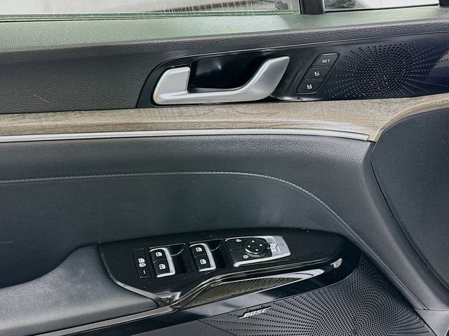 2022 Kia K5 EX - Photo 18