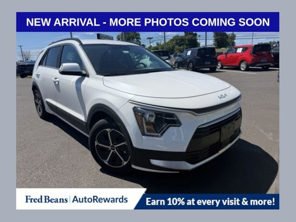 Used 2023 Kia Niro EX SUV