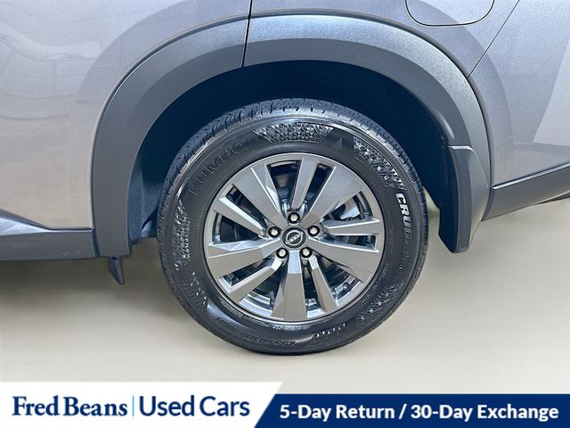 2024 Nissan Pathfinder S photo 3