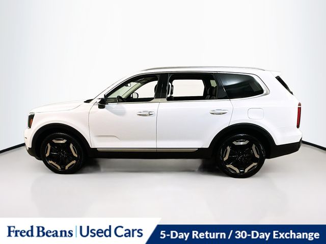 2024 Kia Telluride S photo 2