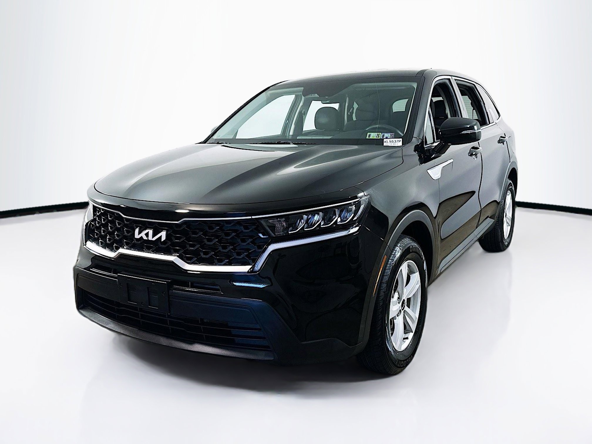 2022 Kia Sorento LX photo 3