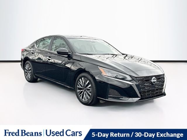2025 Nissan Altima Sedan 