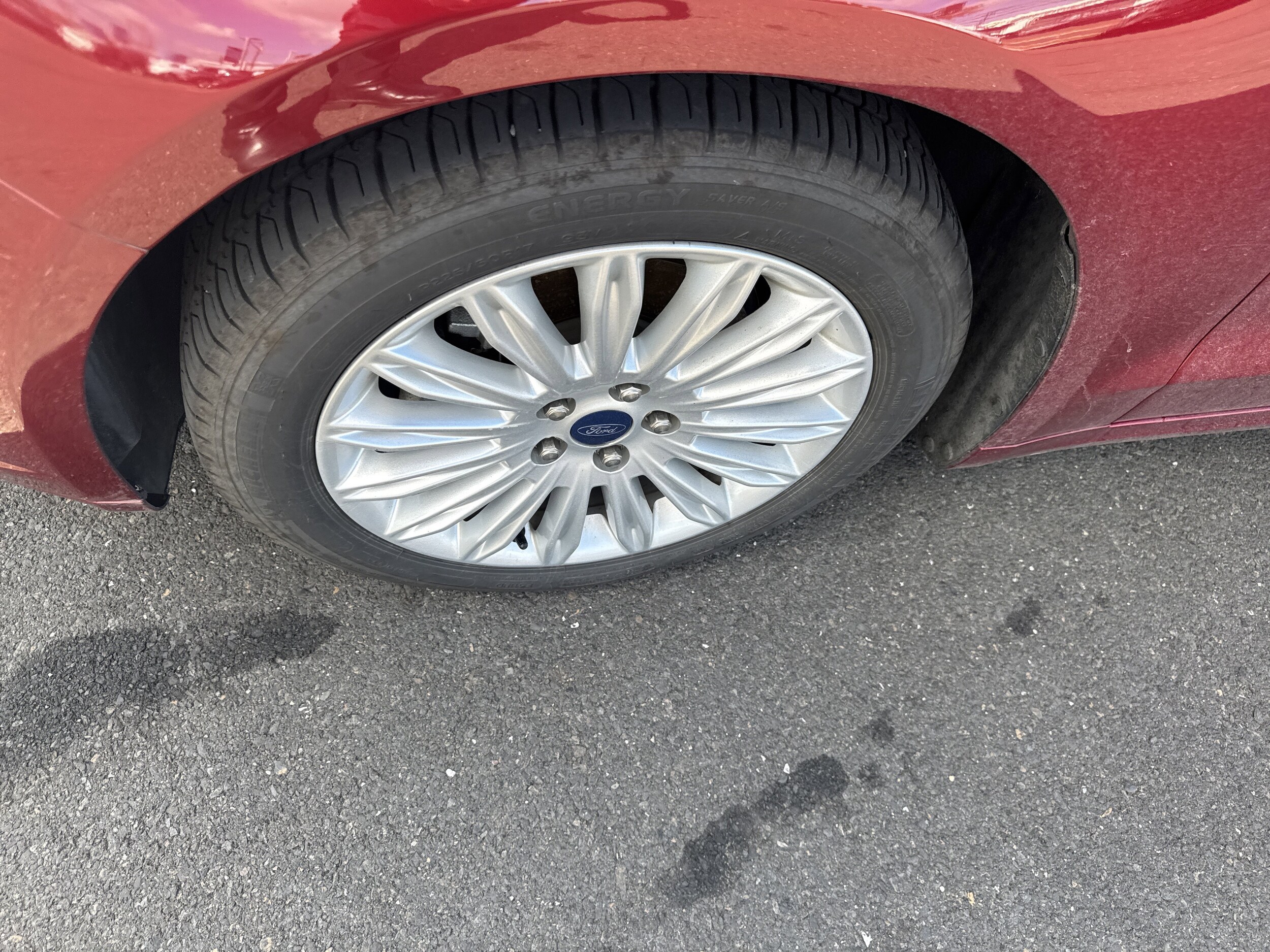 2014 Ford Fusion Hybrid SE photo 3