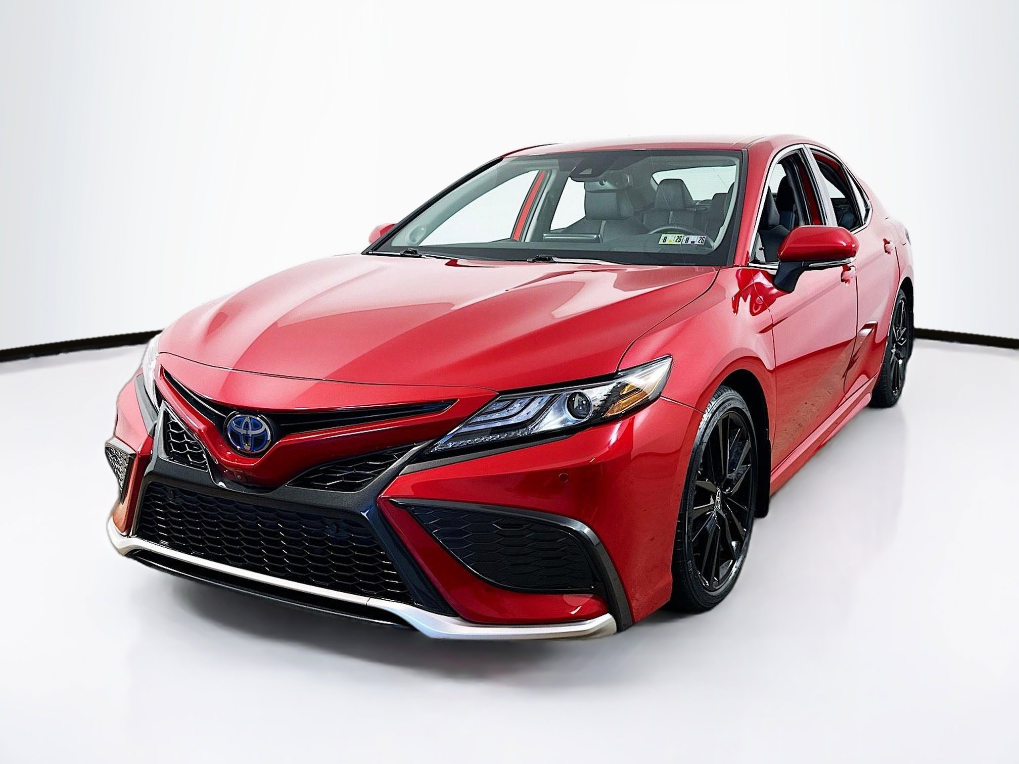2023 Toyota Camry Hybrid XSE photo 3