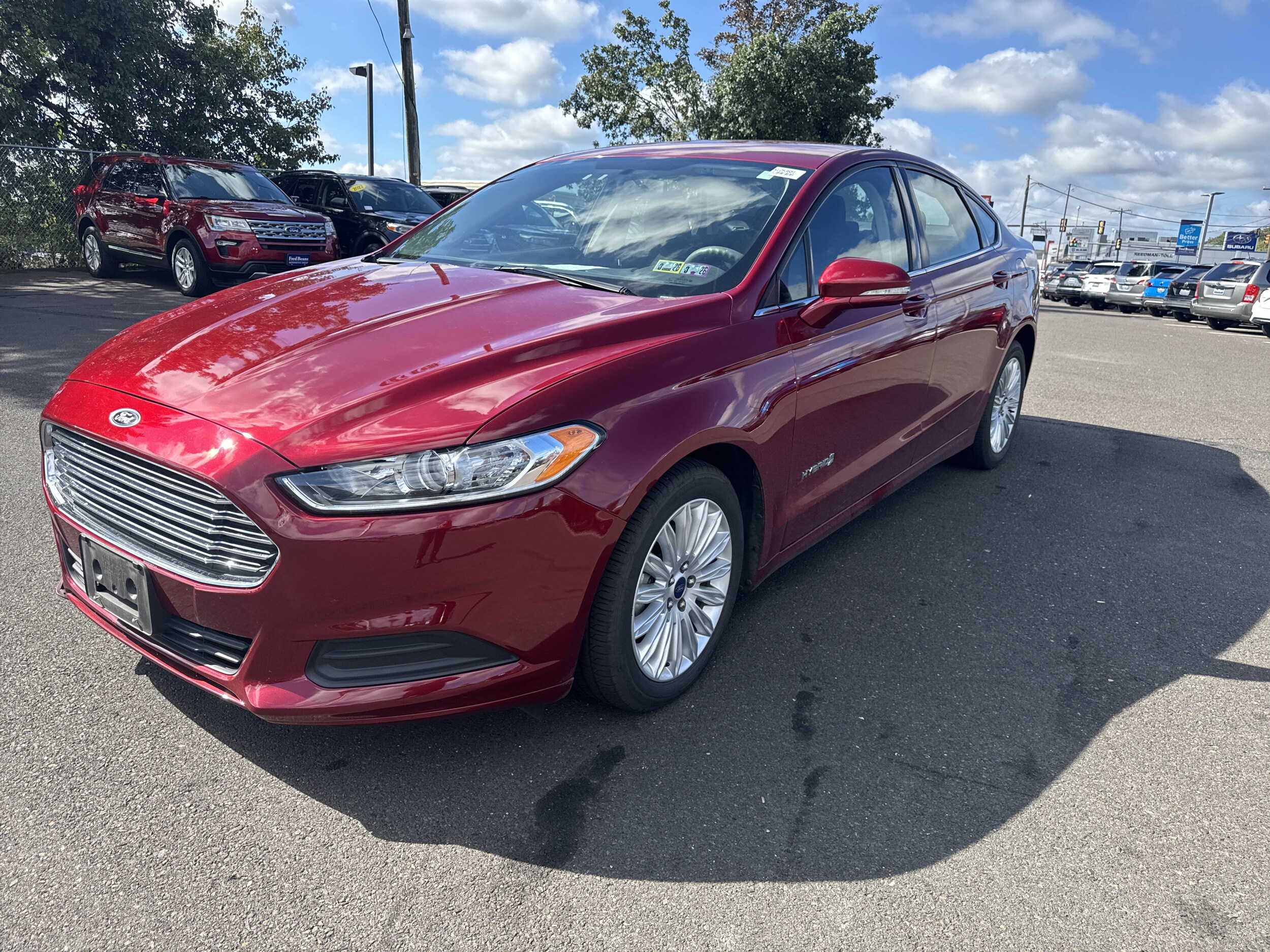 2014 Ford Fusion Hybrid SE photo 2