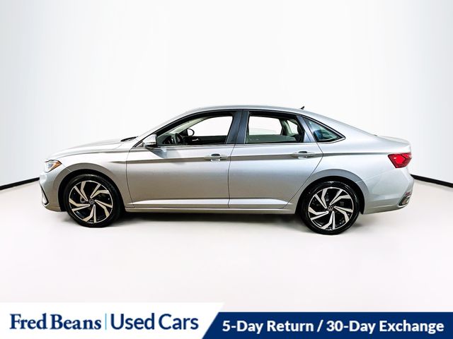 2025 Volkswagen Jetta 1.5T SEL photo 4