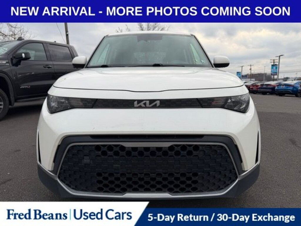 Used 2023 Kia Soul LX Hatchback