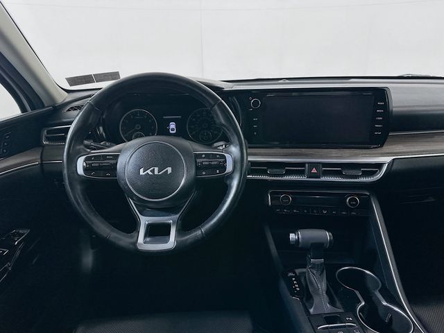 2022 Kia K5 EX - Photo 23