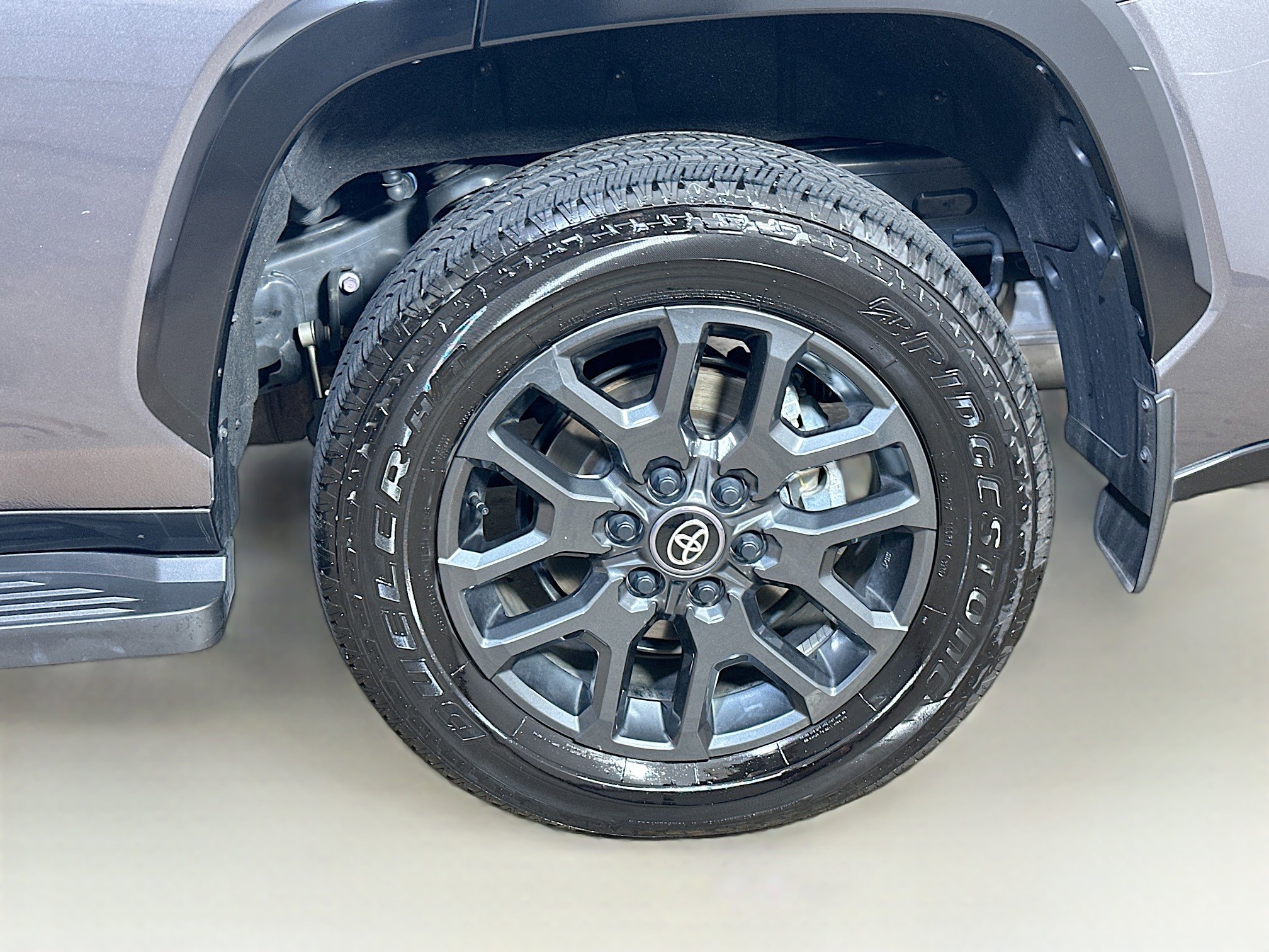 2025 Toyota Sequoia Platinum photo 2