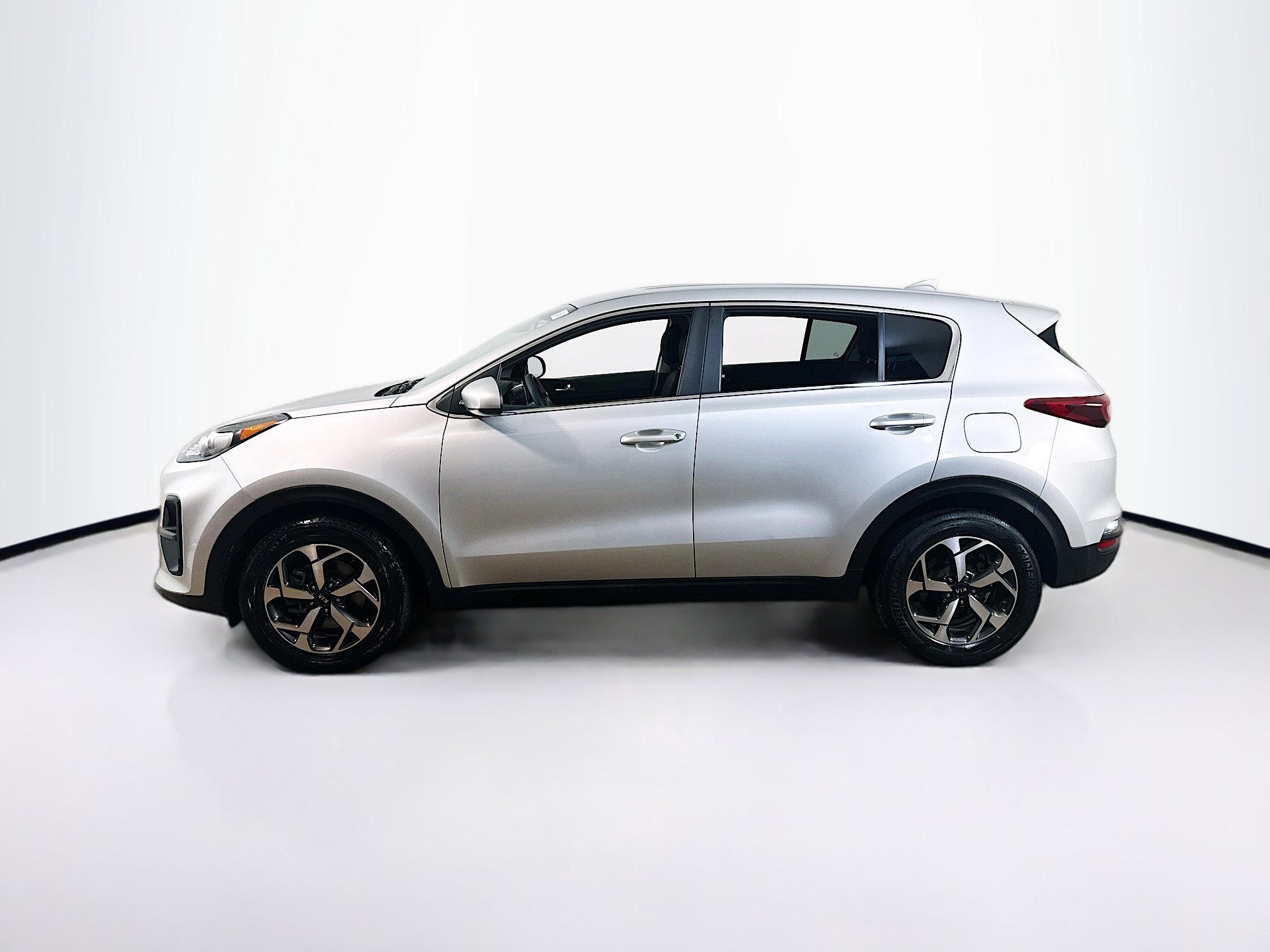 2021 Kia Sportage LX photo 4