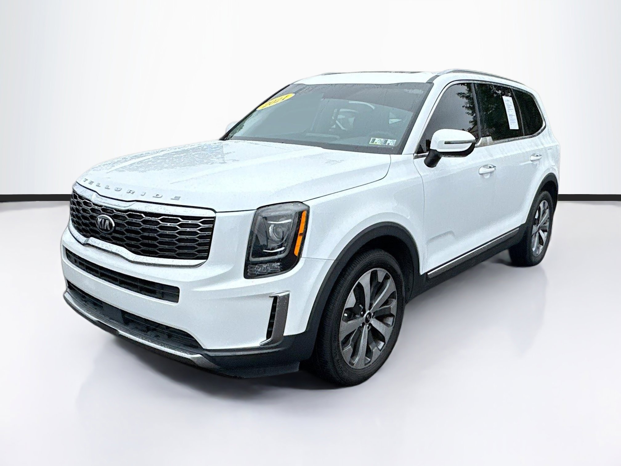 2021 Kia Telluride S photo 2