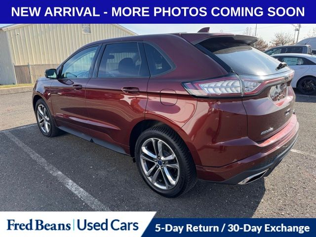 2015 Ford Edge Sport photo 4