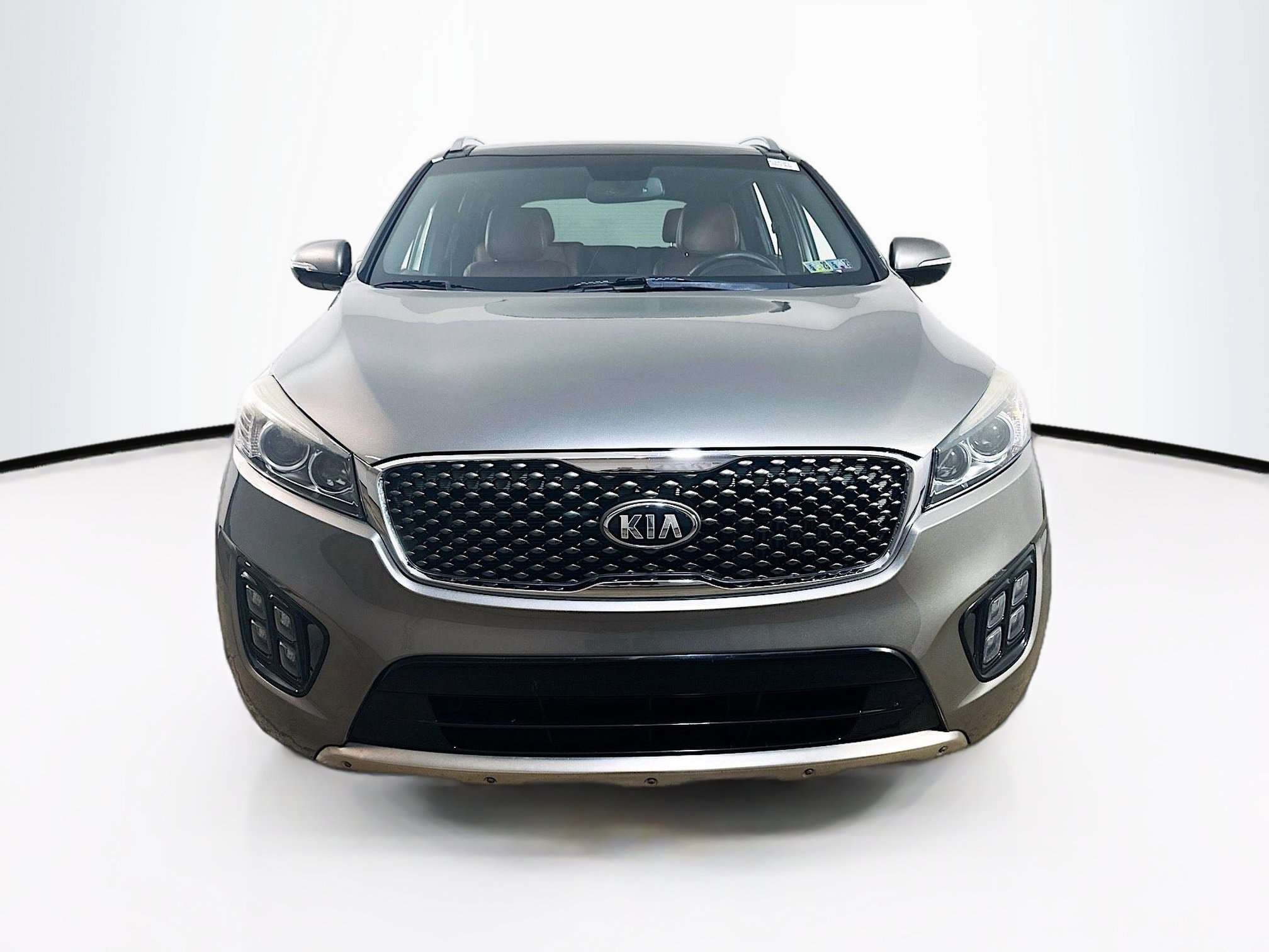 Used 2016 Kia Sorento Limited with VIN 5XYPK4A1XGG012426 for sale in Langhorne, PA
