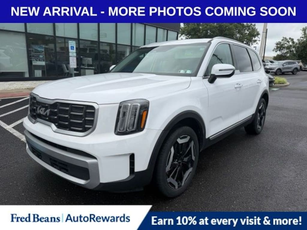 Used 2024 Kia Telluride S SUV