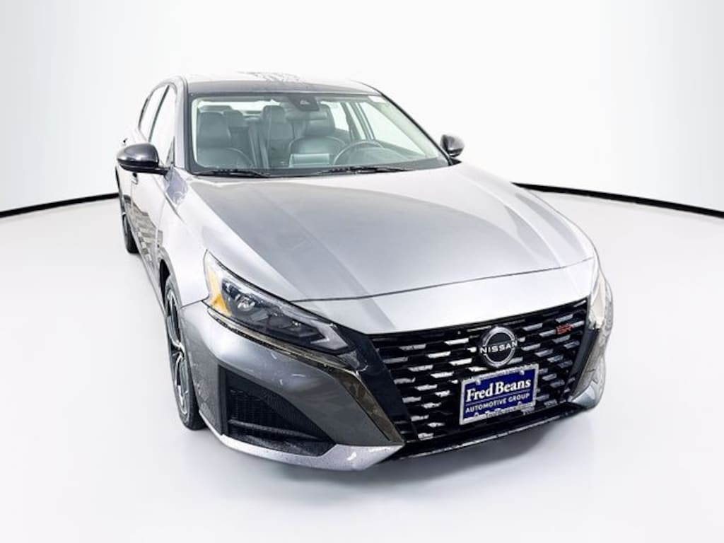 Used 2024 Nissan Altima 2.5 SR Sedan