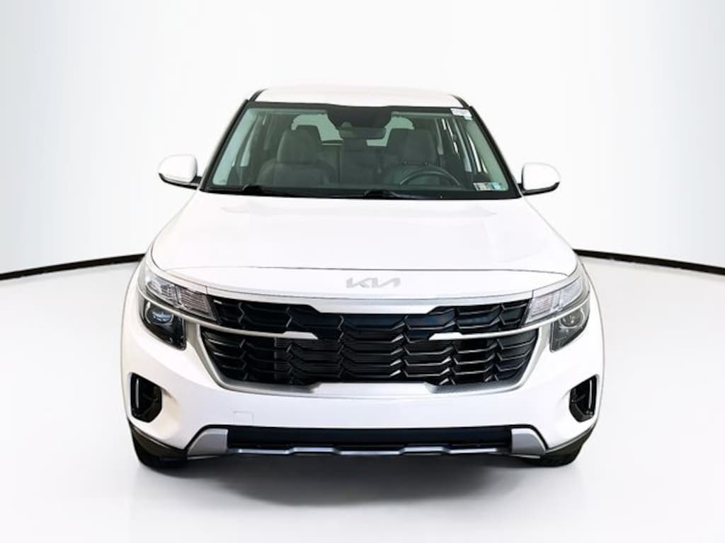 Used 2024 Kia Seltos LX SUV