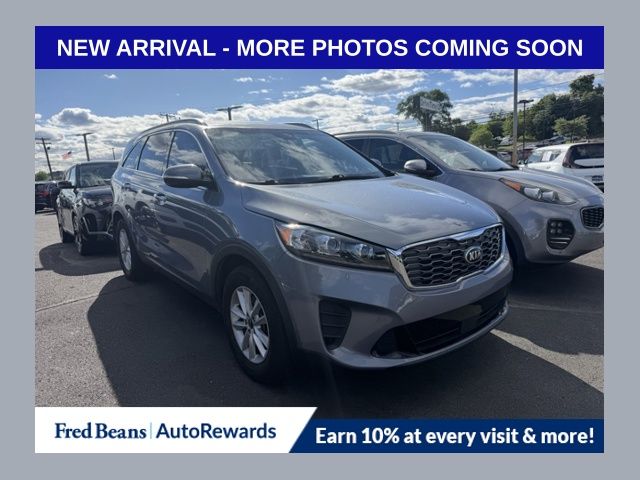 2020 Kia Sorento LX AT's photo
