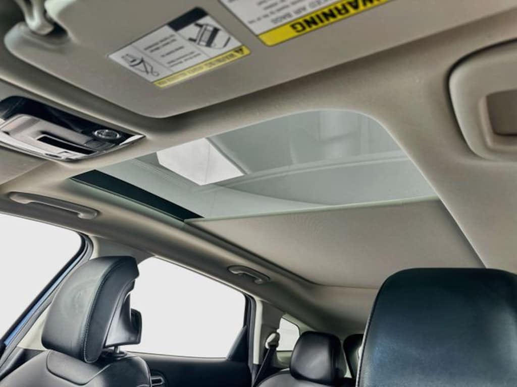 Certified 2023 Kia Sportage Hybrid EX SUV