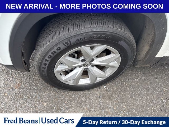 2019 Volkswagen Atlas S photo 3