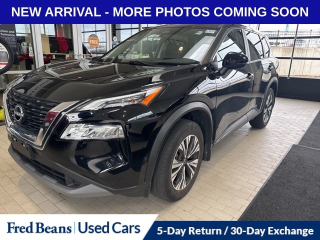 2023 Nissan Rogue SV photo 3