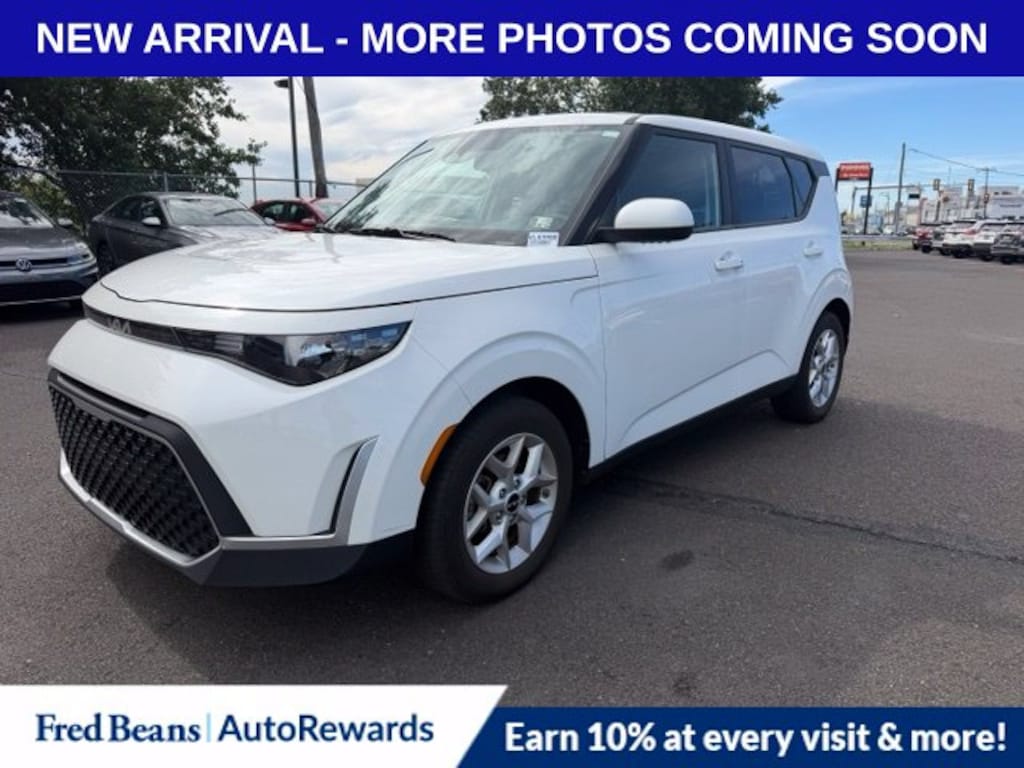 Used 2023 Kia Soul S Hatchback
