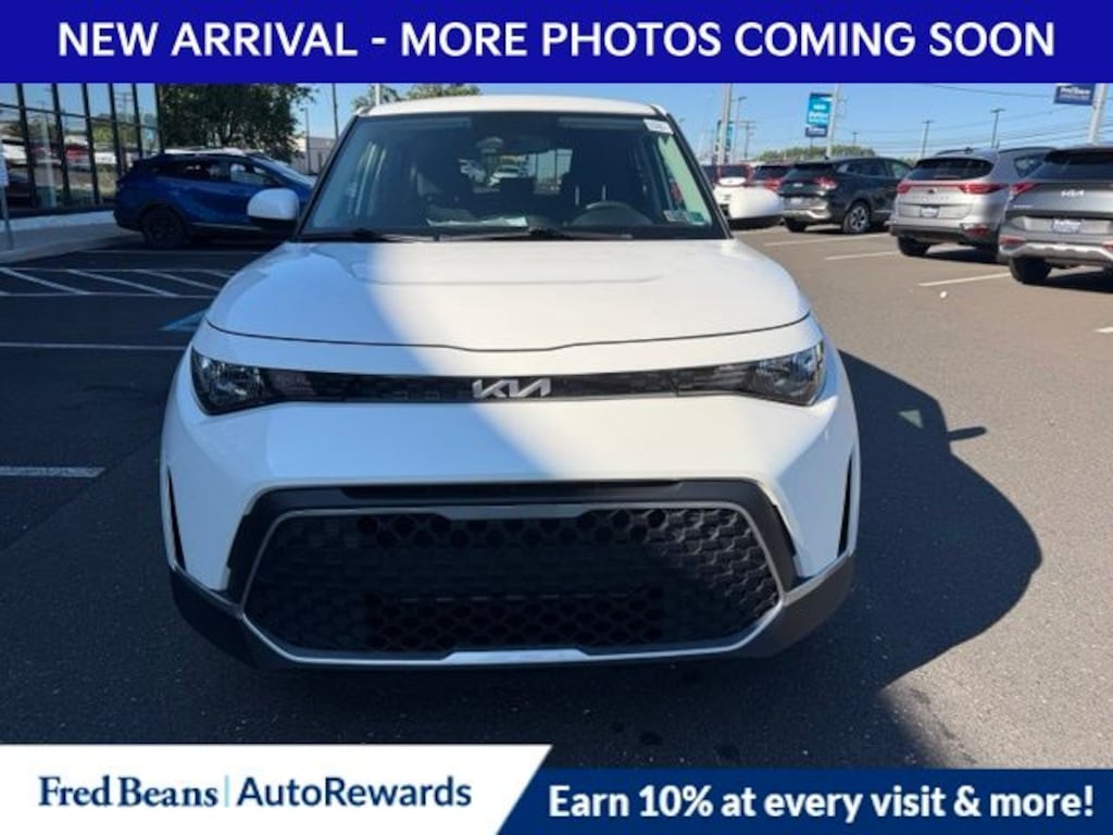 Certified 2025 Kia Soul LX Hatchback