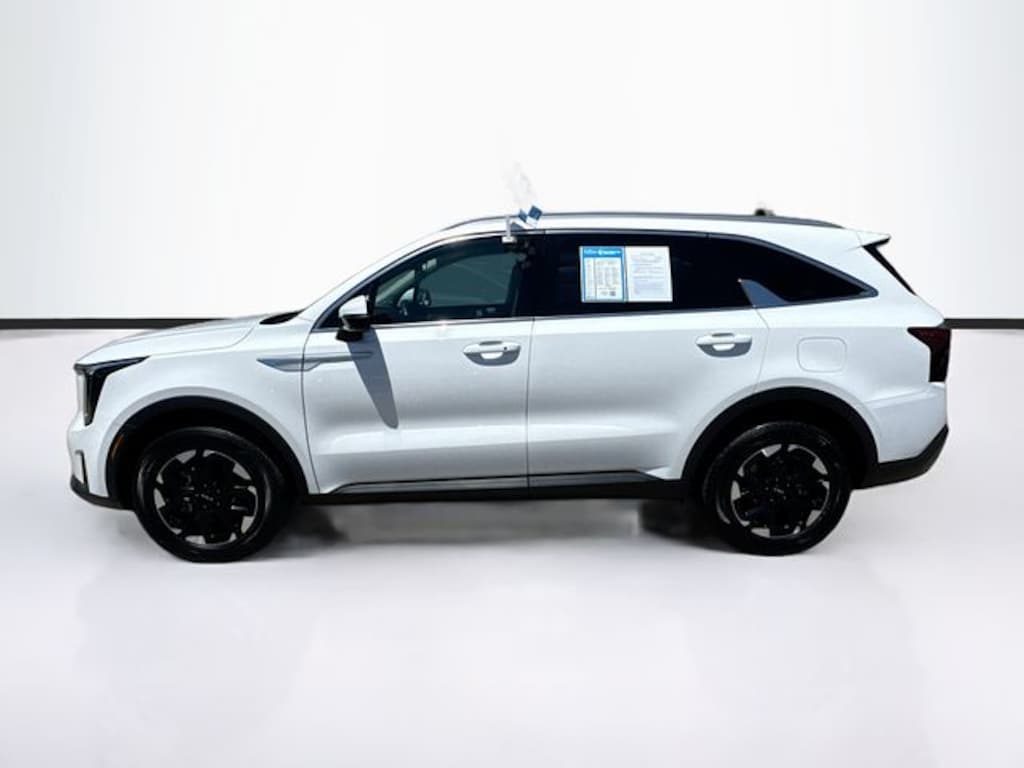 Used 2025 Kia Sorento S SUV