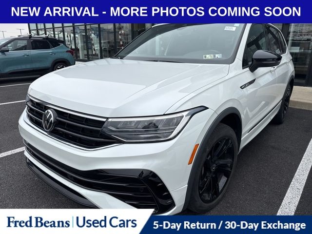 2023 Volkswagen Tiguan SE R-Line Black photo 3