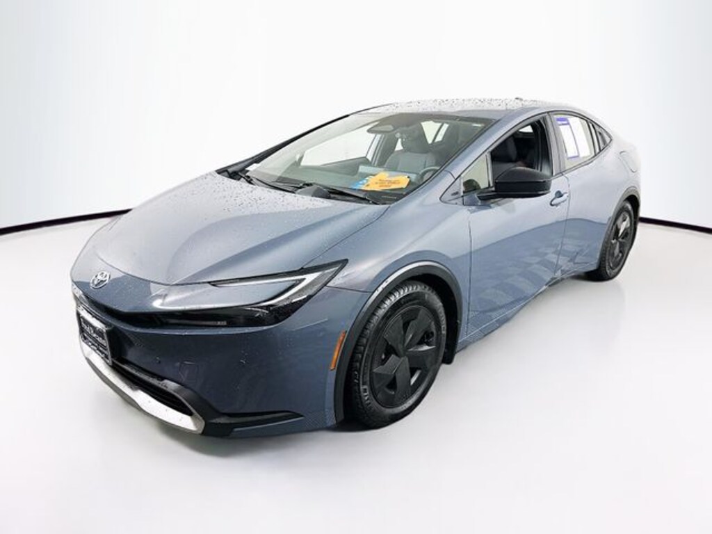 Used 2023 Toyota Prius Prime SE Hatchback