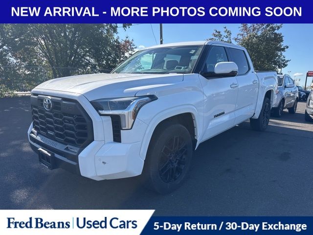 2023 Toyota Tundra SR5 photo 3