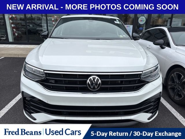 2023 Volkswagen Tiguan SE R-Line Black photo 2