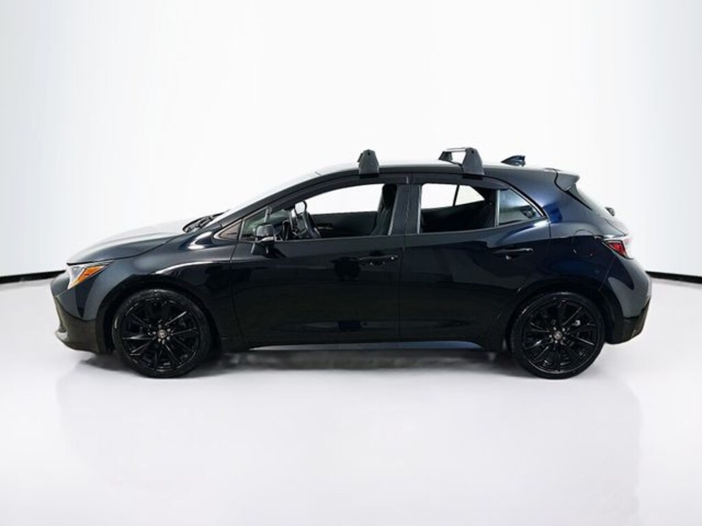 Used 2022 Toyota Corolla Hatchback SE Nightshade Edition Hatchback