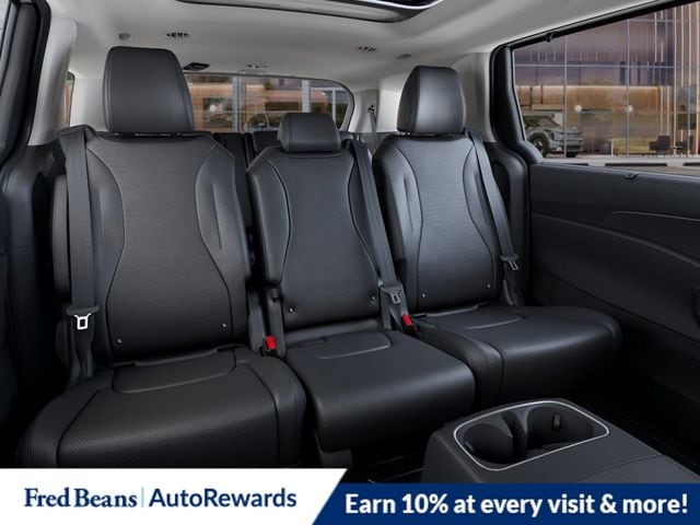 2025 Kia Carnival SX Prestige - Photo 17