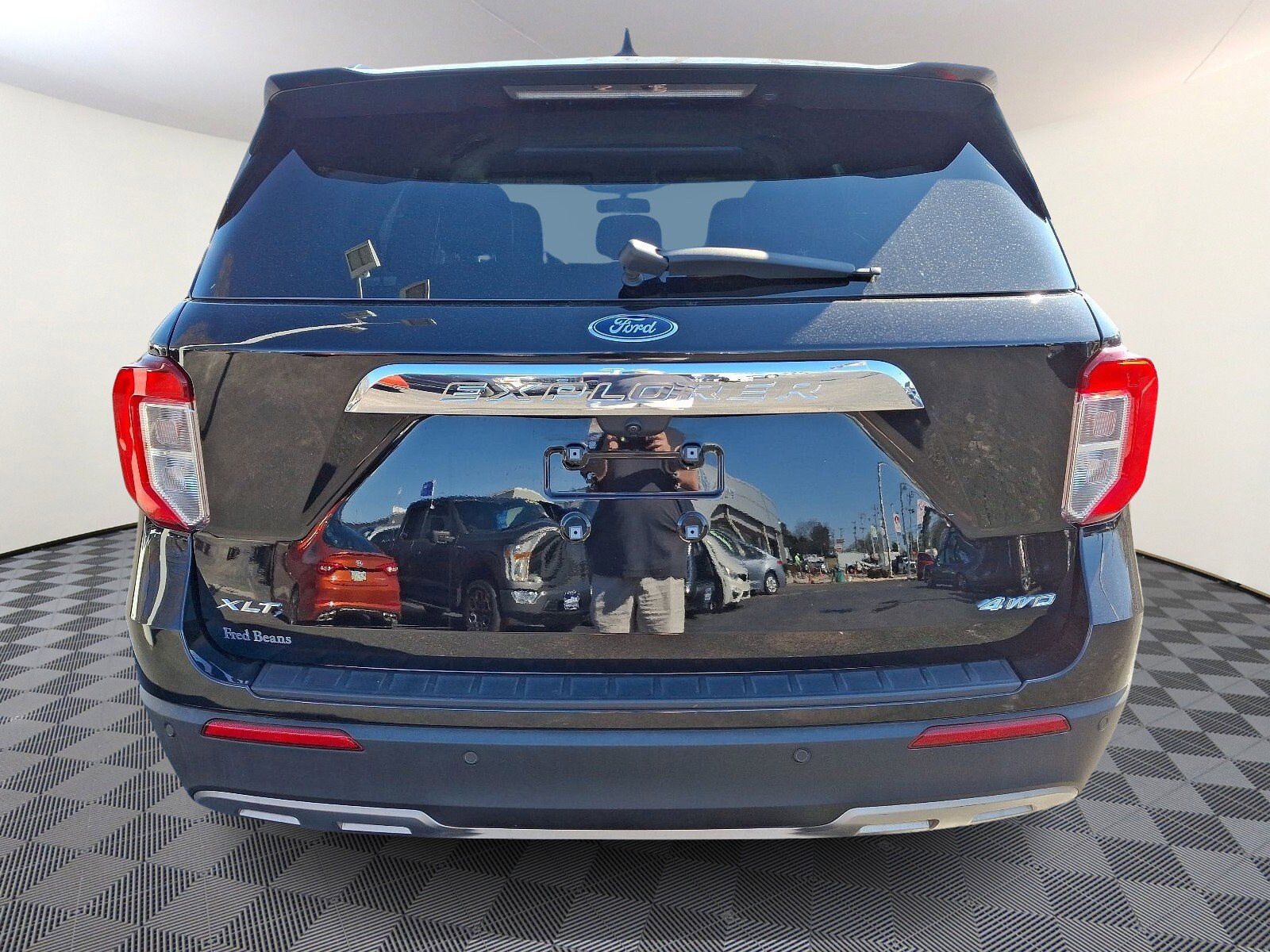 2022 Ford Explorer XLT photo 4