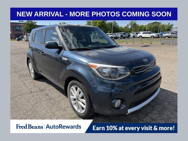 2017 Kia Soul 2.0L + 6 A/T's photo