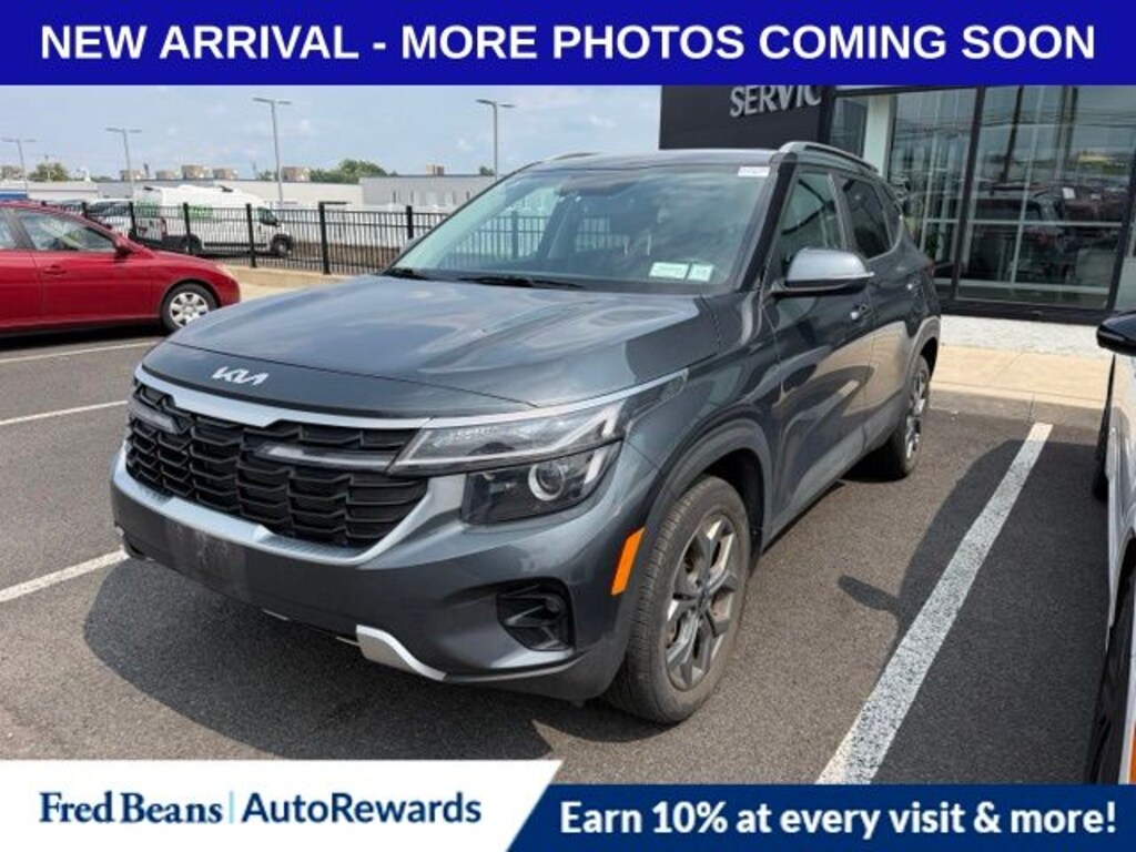 Used 2024 Kia Seltos S SUV