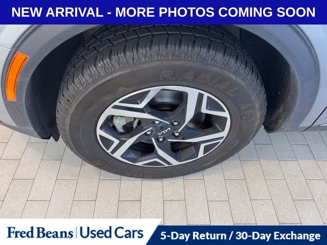 2023 Kia Sportage LX photo 4
