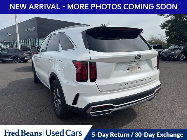 2021 Kia Sorento Hybrid S photo 2