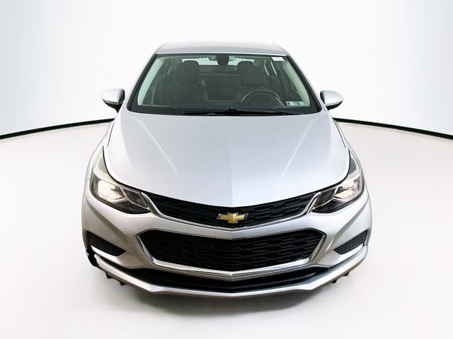Used 2018 Chevrolet Cruze LT with VIN 1G1BE5SM4J7145132 for sale in Langhorne, PA
