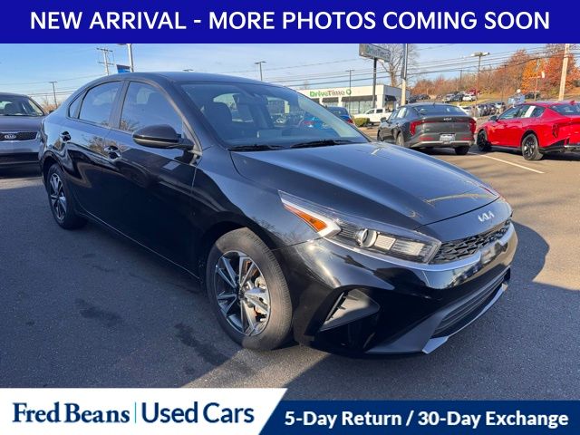 2024 Kia Forte LXS's photo